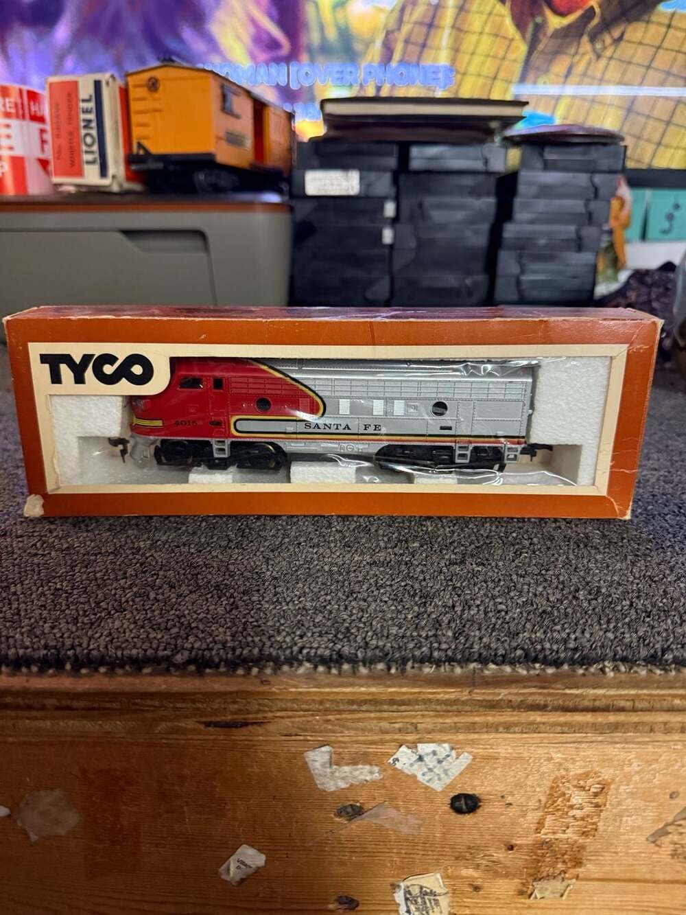 Vintage Tyco HO Scale Santa Fe F9-A Diesel Locomotive Engine 4015